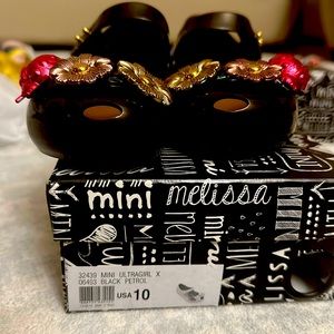 Mini melissa size 10